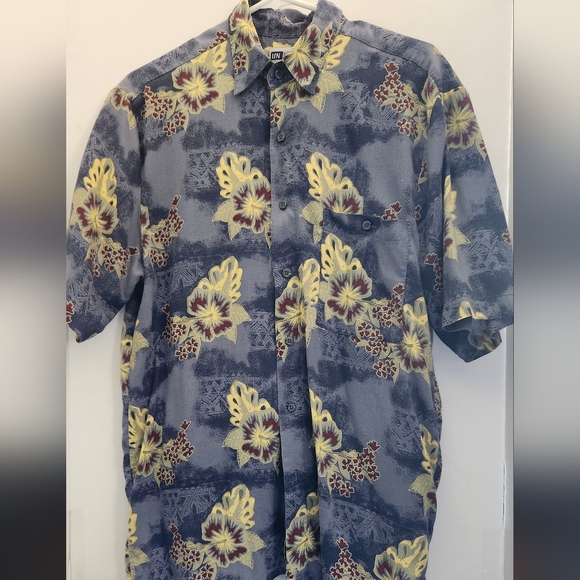 UnTied Men's Rayon Medium Button Down - Picture 2 of 10